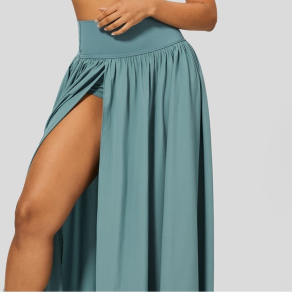 NWT Halara Breezeful Maxi Skirt NAVY - Picture 4 of 4